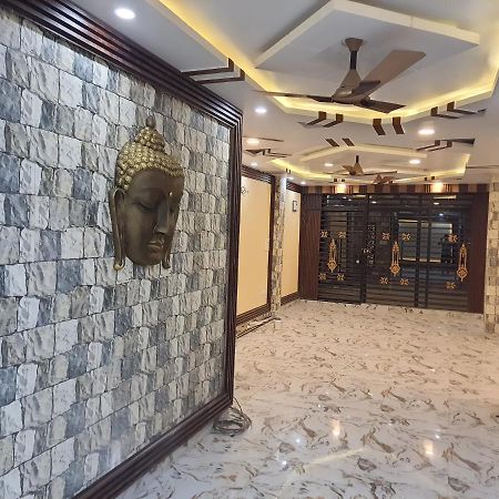 Divine Hotel & Banquet Hall Бхопал Екстер'єр фото