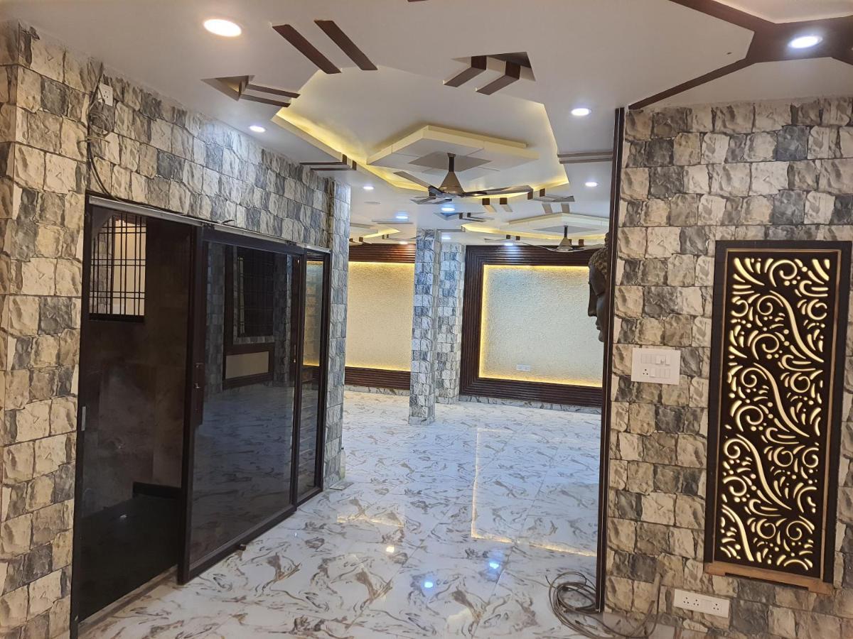 Divine Hotel & Banquet Hall Бхопал Екстер'єр фото