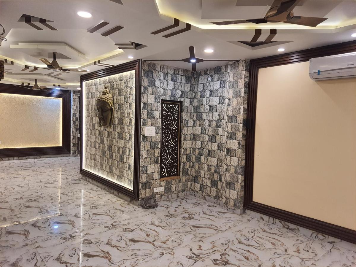 Divine Hotel & Banquet Hall Бхопал Екстер'єр фото